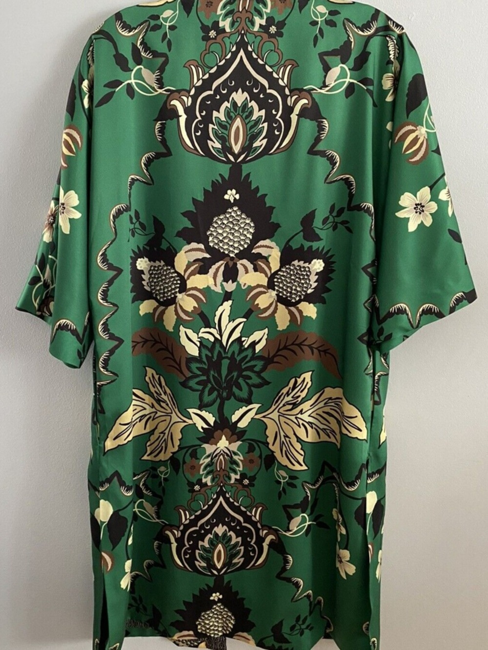Chico's Emerald Green Floral Satin Kimono Robe with Black Trim - Picture 6 of 9